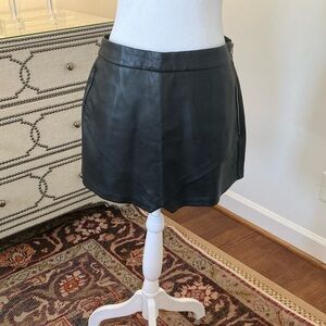 English Factory Black Leather Skort – Women’s Medium